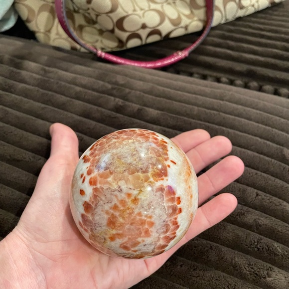 Beautiful XL Pork Stone Sphere- Dali Jasper- Banded Calcite - Picture 8 of 8